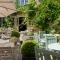 Burford House BH
