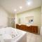 Portside Whitsunday Luxury Holiday Apartments