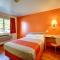 Motel 6-Windsor Locks, CT - Hartford