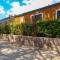 Camping Lacona Pineta