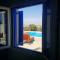 Nikos Rooms