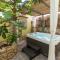 Green house Peroj, WI-FI, FREE PARKING, GARDEN, HOT TUBE, PET FRIENDLY