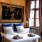 Guest House Huyze Die Maene