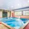 Shengli Hydrotherapy Vacation Hotel