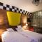Retro hotel Garage