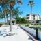 Gulf and beach view apartment 403