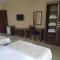 Hotel 725