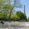 Veeve - Avenue to the Eiffel Tower