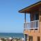 The Gem sea facing free standing holiday house solar power - Jeffreys Bay