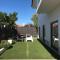 Foto: Modern 3bed/2bath with garden & swimming pool 3/21