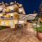 Andreolas Luxury Suites