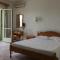 Villa Yiannis (Adult Friendly)