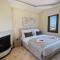 Elmyra Villa, Heated Pool & Walking to beach, By ThinkVilla