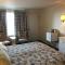 Adams Ocean Front Resort - ديوي بيتش