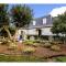 Matthews Manor Bed & Breakfast