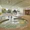 Ramada by Wyndham Bettendorf - بيتيندورف