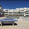 Apartamento con piscina