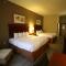 Seffner Inn and Suites - Seffner