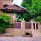 Aventurine Modern Apt