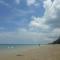 Mae Rampung Beach House คาราโอเกะและสระเด็ก