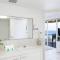 Mooloolaba Beachfront Apartment in Sandcastles