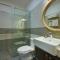 Manoir Des Arts Hotel
