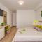 Coloured rooms