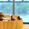 Fuzhou Lakeside Hotel - Фучжоу