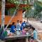 Long Titi Homestay