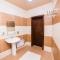 GUEST HOUSE "Rohat Lux"