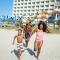 Crown Reef Beach Resort and Waterpark - ميرتل بيتش