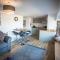Waters Edge Holiday Apartments