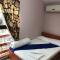 Hostel Tripoli Palace - Бухарест