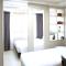 AM Hotel
