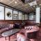 Chesterfield Hotel