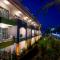 Rich Melissa Hotel