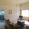 Yarram Cottage: Art and Accommodation - Yarram