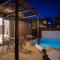 Gerakari Suites