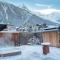 Apartment Au Bon Coin - Luxury Chamonix Hidden Haven, Mont Blanc view, Hot Tub and Garden