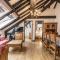 Top floor Apartment Mansard - Central Chamonix Mont Blanc Haven