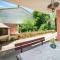 Villa Rose 2