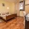 Villa Rose 2