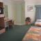Runaway Bay Motor Inn