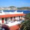 UzHan Beach Hotel - 比泰兹