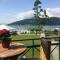 la baie des voiles ,vue lac d'Annecy ,plage privée - Duingt