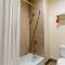 Econo Lodge Inn & Suites Houston Willowbrook