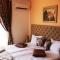 Sea Port CELEBRITY Apartment - Lets4Holiday