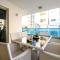 Foto: Luxe 2 BDR Suite Apartment 10/22