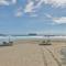 Oceanfront Hotel Verde Mar direct access to the beach - Manuel Antonio