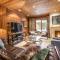Apartment Au Bon Coin - Luxury Chamonix Hidden Haven, Mont Blanc view, Hot Tub and Garden